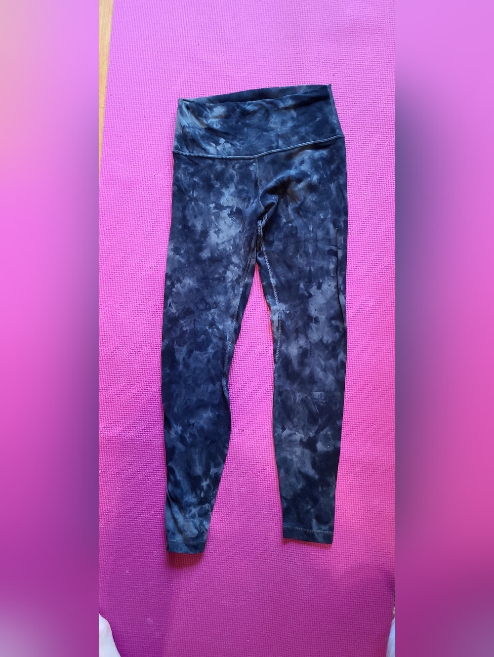 Lululemon Leggings Size 6 Black And Grey